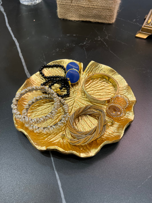 Lilly Dish - LA Home Store
