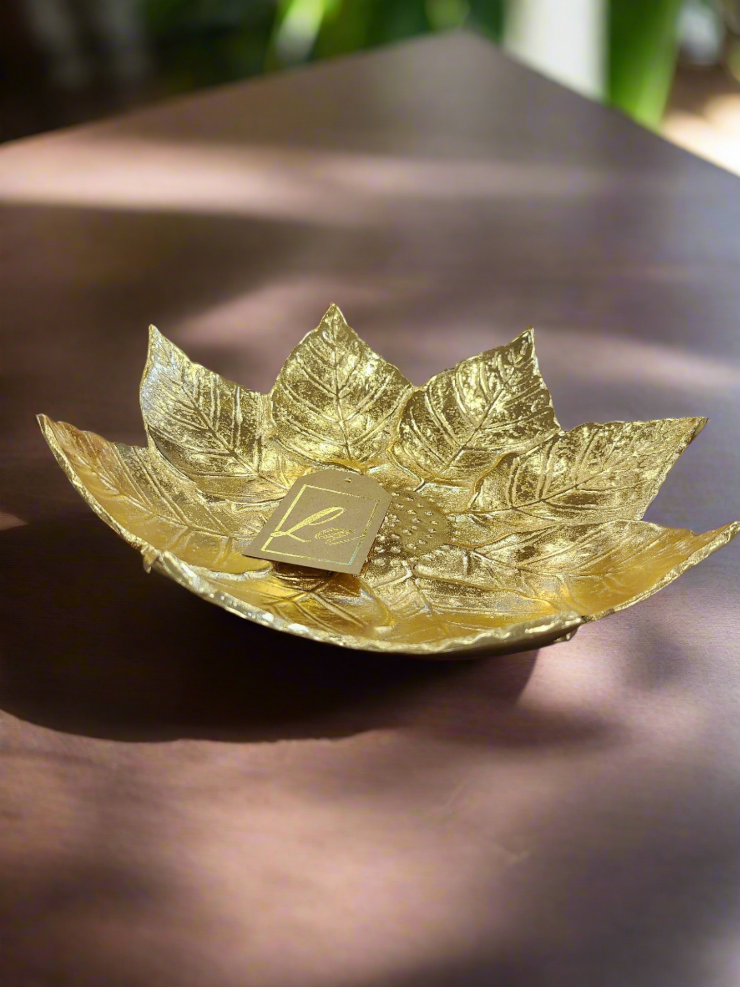 Leaf Fruit Bowl - LA Home Store