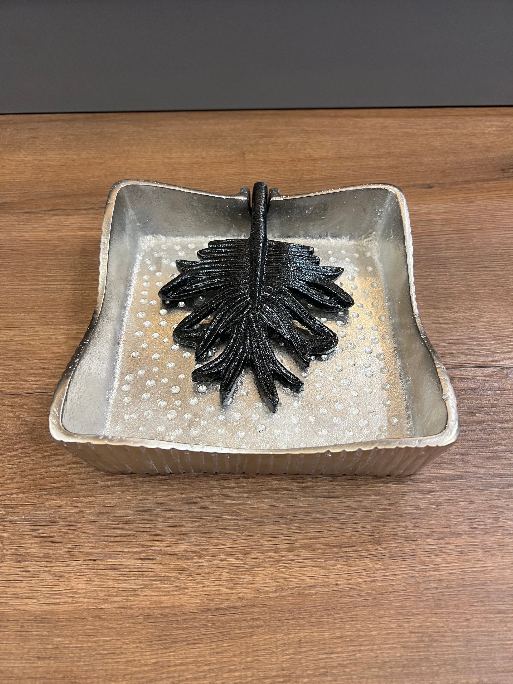 Pinnate Leaf Napkin Holder - LA Home Store