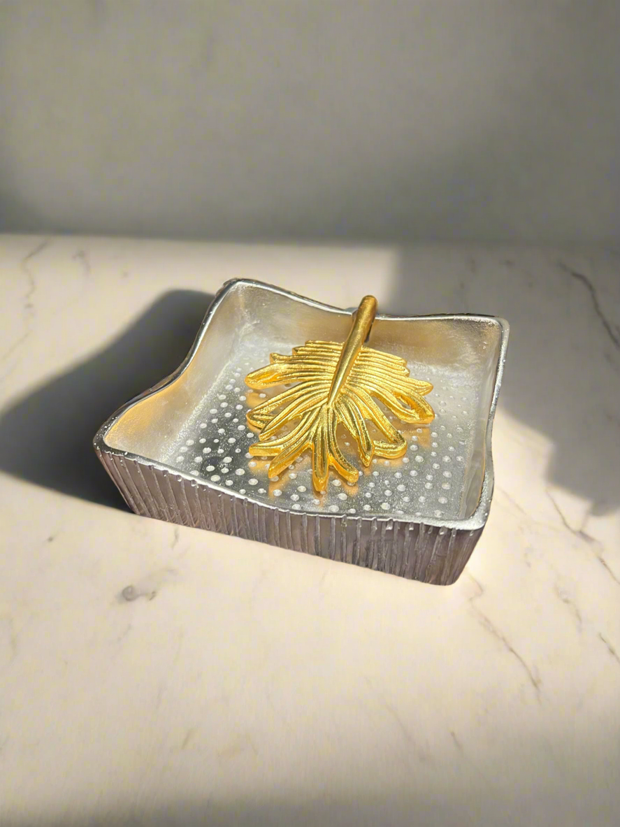 Pinnate Leaf Napkin Holder